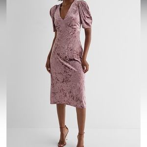 EXPRESS Women’s Sz S Crushed Velvet V-Neck Puff Sleeve Midi Dress Mauve NWT